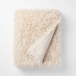 Cream Faux Fur Throw Blanket